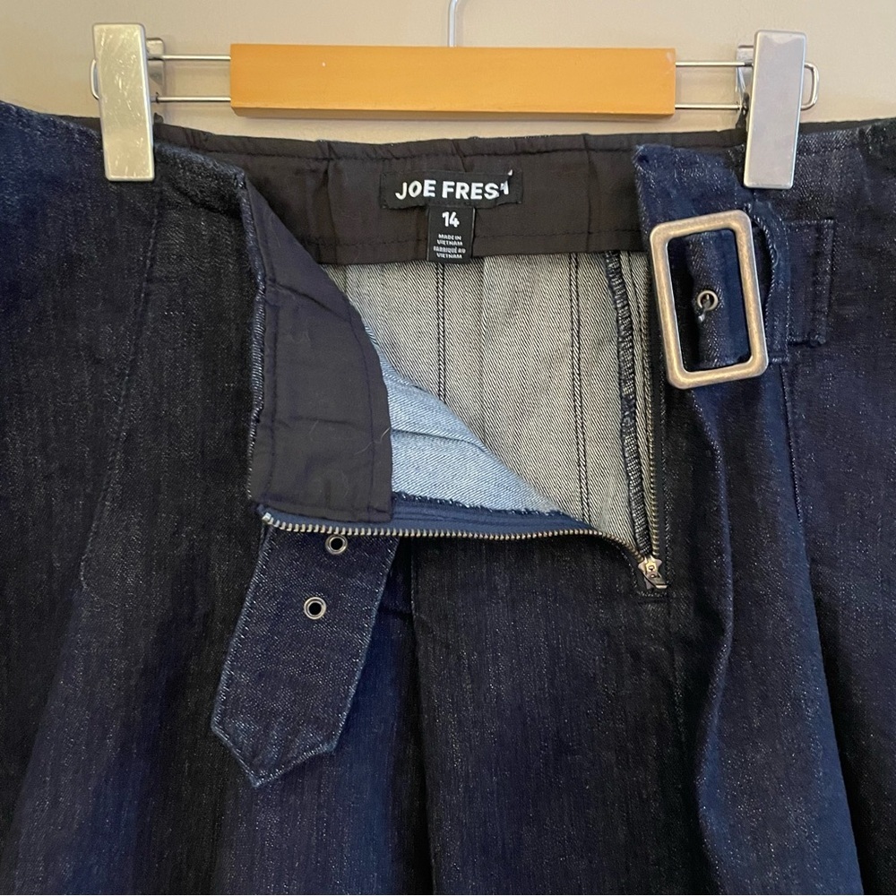 Joe Fresh Denim Pleated Mini Skirt with Buckle Detail – Size 14 NWOT - Picture 6 of 16